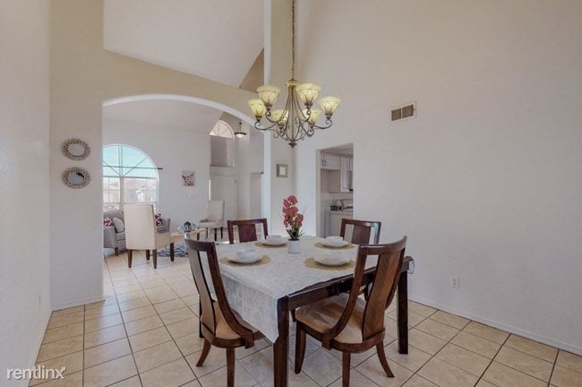 Building Photo - 4 br, 3 bath House - 8416 La Paloma Court ...