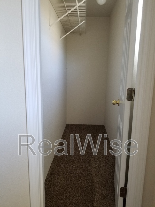 Building Photo - 1527 Hamilton Ln