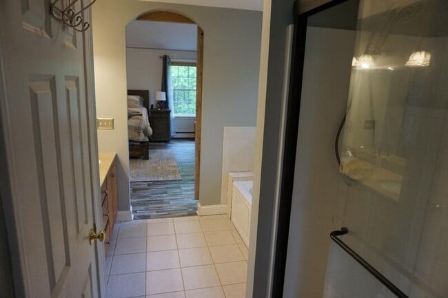 Building Photo - 60 Rockwood Dr