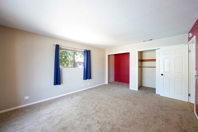 Building Photo - 1465 Barnett Rd