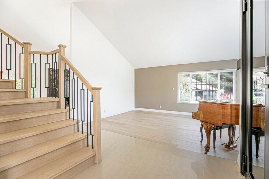 Building Photo - 3125 Emerald Isle Dr