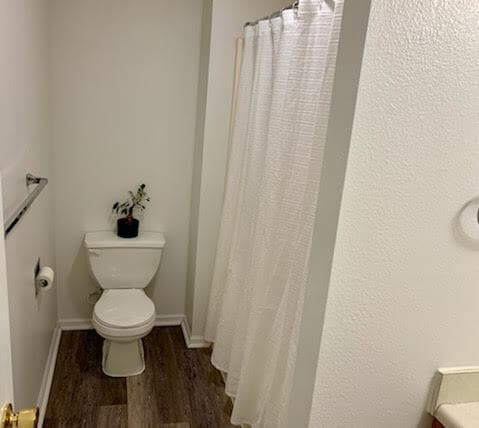 Building Photo - 205 5th St