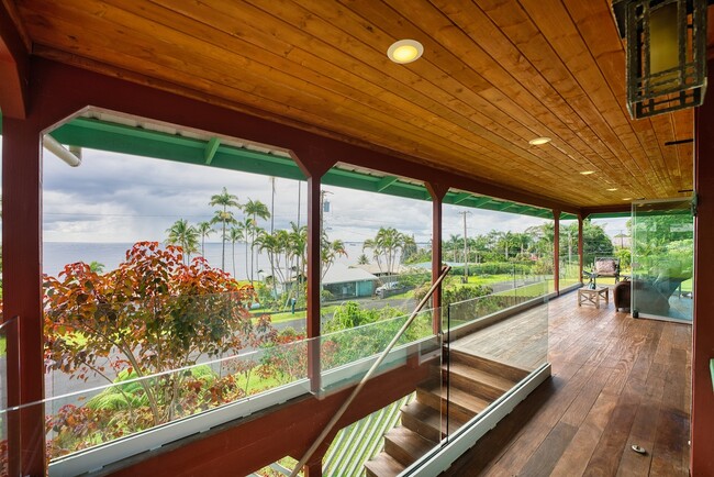 Building Photo - 16 Kuikahi St