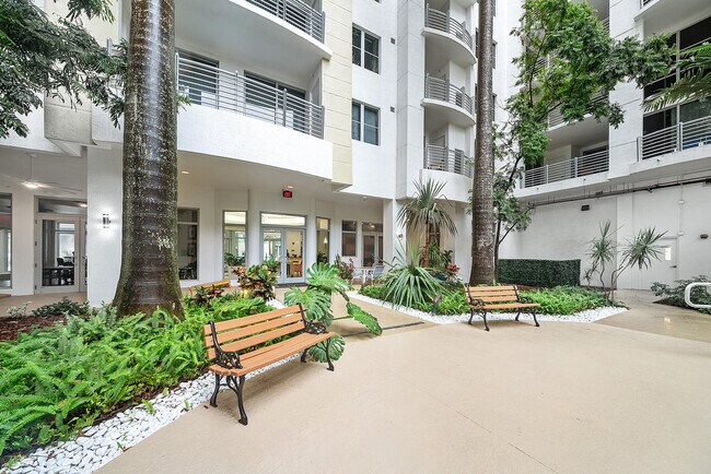 Building Photo - 1830 Radius Dr