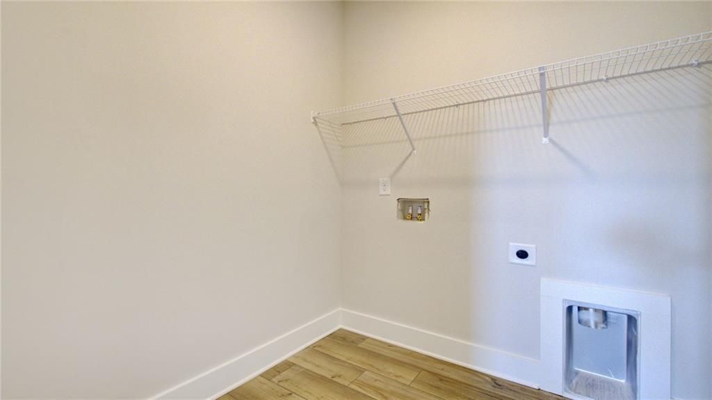 Building Photo - 6904 Lancelot Ct