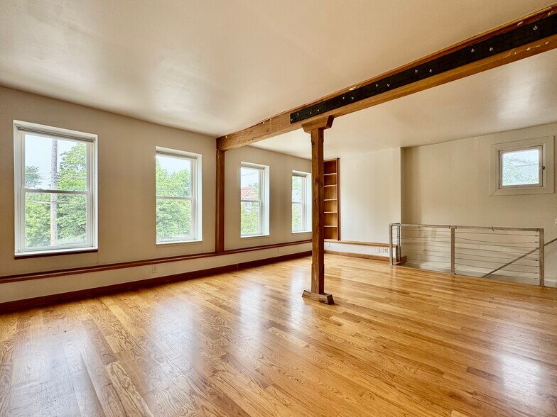 Building Photo - 3544 Oxford Blvd