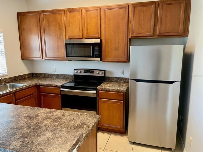 Building Photo - 1131 Long Oak Way