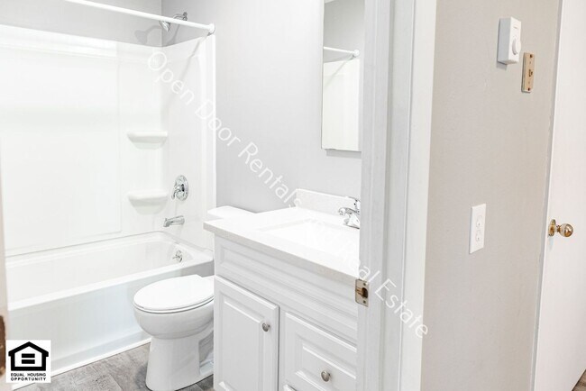 Building Photo - 113 Miller Rd