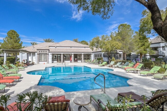 Building Photo - SW!! 2 Bedroom 2 Bath 2nd floor Condo!!! O...