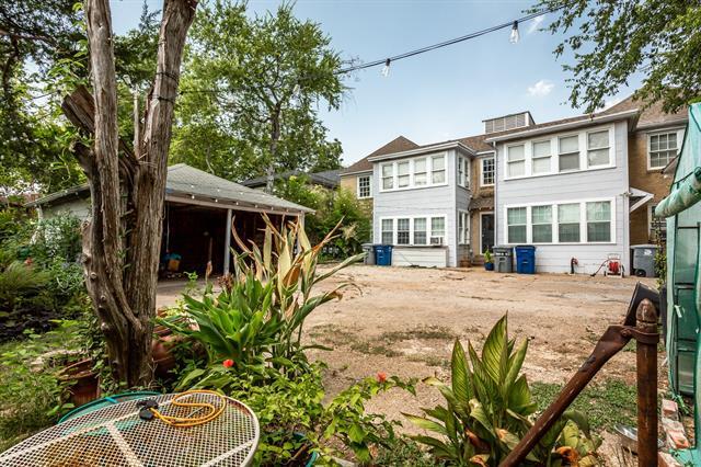 Building Photo - 5918 La Vista Dr