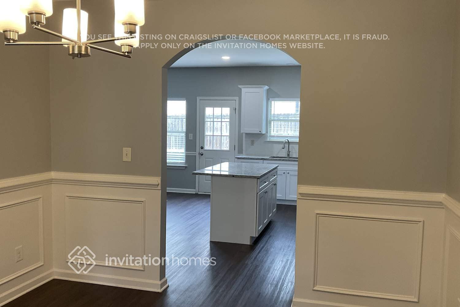 Building Photo - 4035 Whitfield Oak Way NE