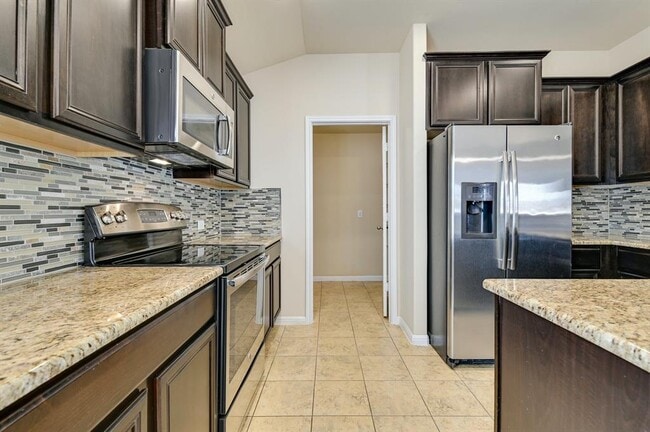 Building Photo - 18421 Tallgrass Prairie Dr