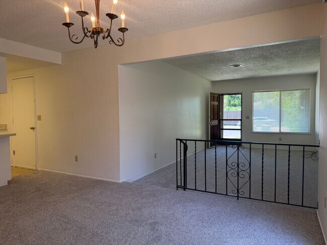 Building Photo - 6172 Peoria Dr