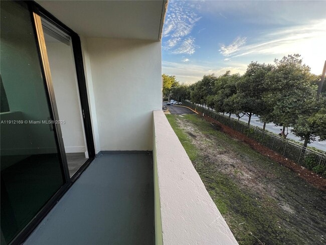 Building Photo - 8006 SW 149th Ave