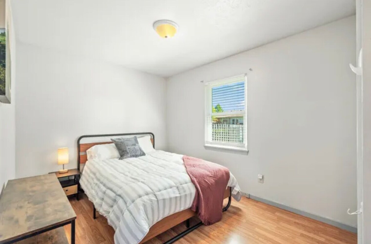 Building Photo - 8209 Parsley Ln