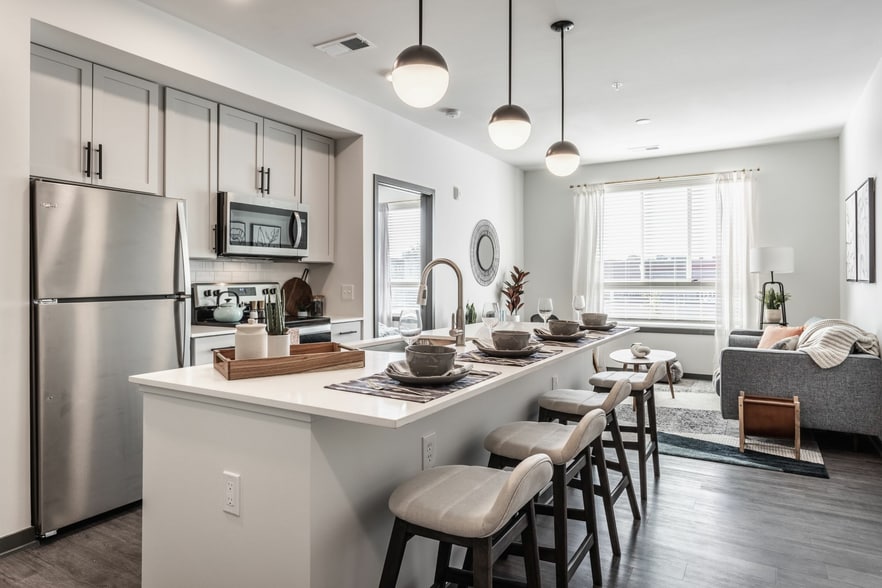 Building Photo - AYR Apartments