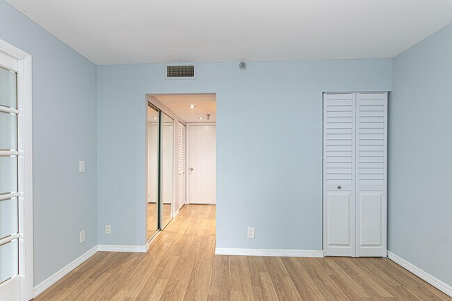 Building Photo - 6500 NW 2nd Ave