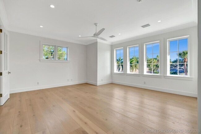 Building Photo - 185 Birkdale Ln
