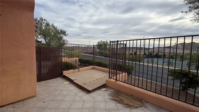 Building Photo - 1274 Calcione Dr