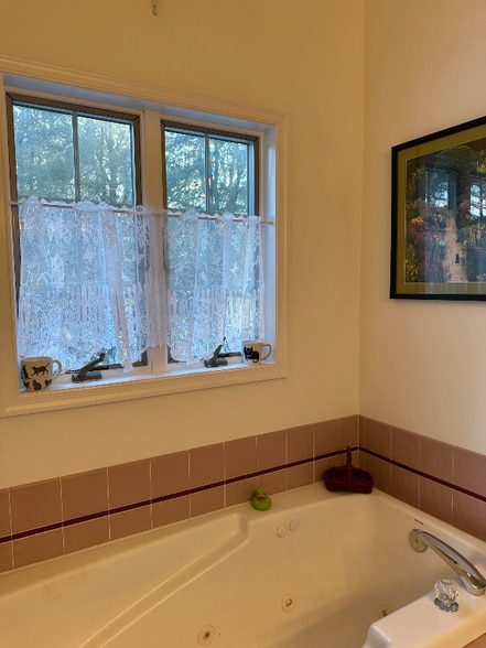 Building Photo - 3410 Faye Dr