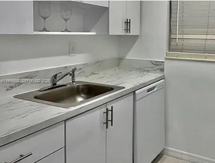 Building Photo - 6511 Santona St