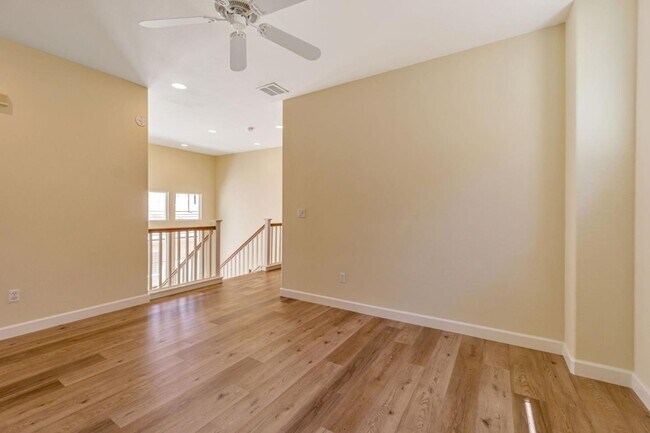 Building Photo - 2678 Deerwood Dr
