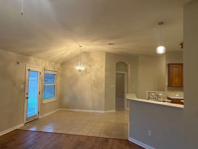 Building Photo - 4408 Hidden Lake Xing