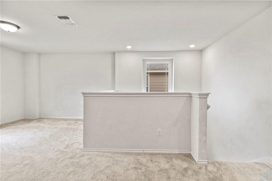 Building Photo - 201 Danablu Dr