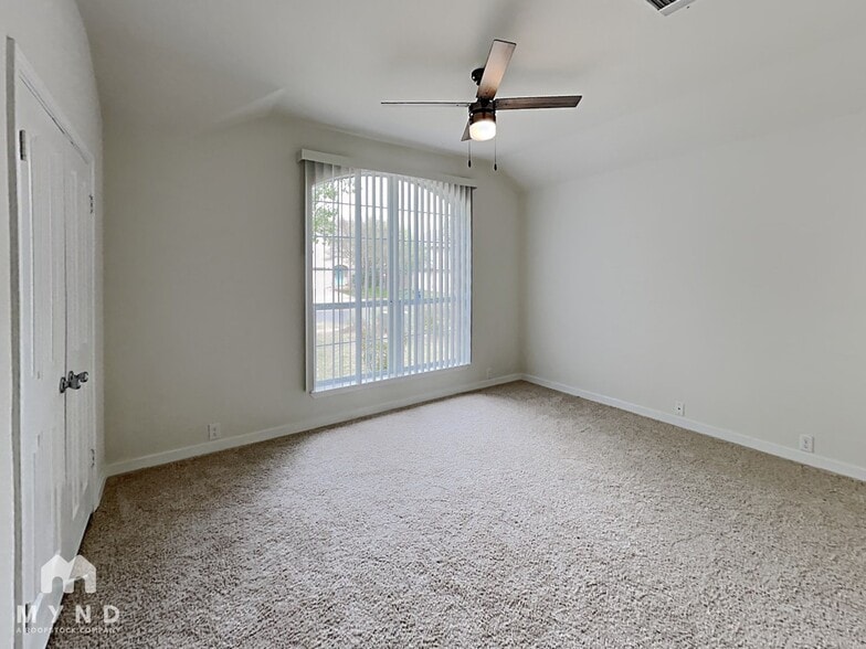 Building Photo - 2212 Kimra Ln