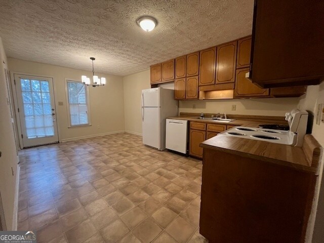 Building Photo - 820 Glynn St S