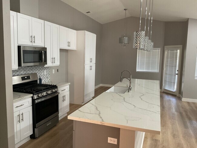 Building Photo - 25925 Camino Juarez