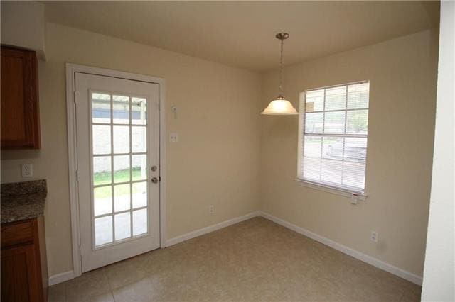 Building Photo - 902 Lindo Dr