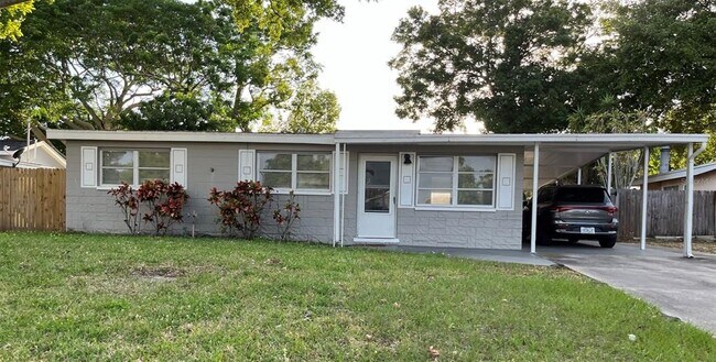 Primary Photo - 9596 Groveland St