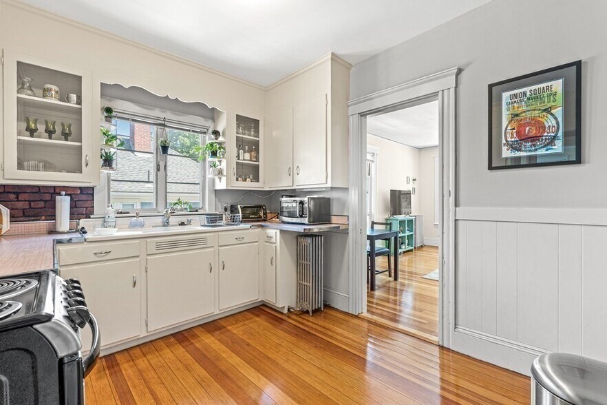 Kitchen is off the living room - 10 Chestnut St