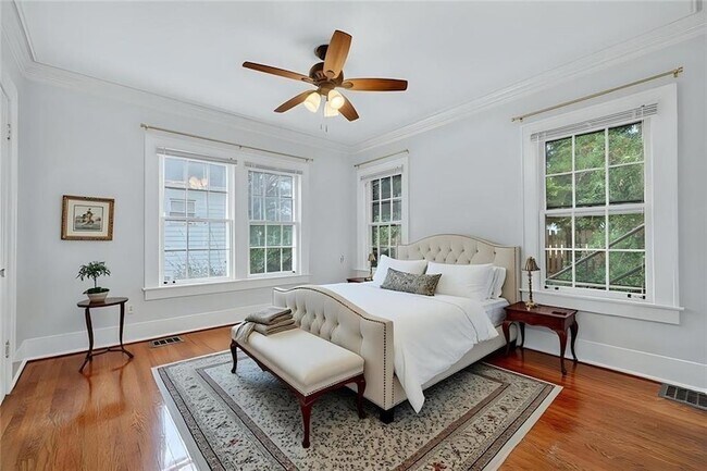 Building Photo - 444 Burlington Rd NE