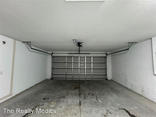 Building Photo - 219 Malauka Loop