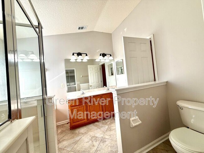 Building Photo - 1701 Covington Ln