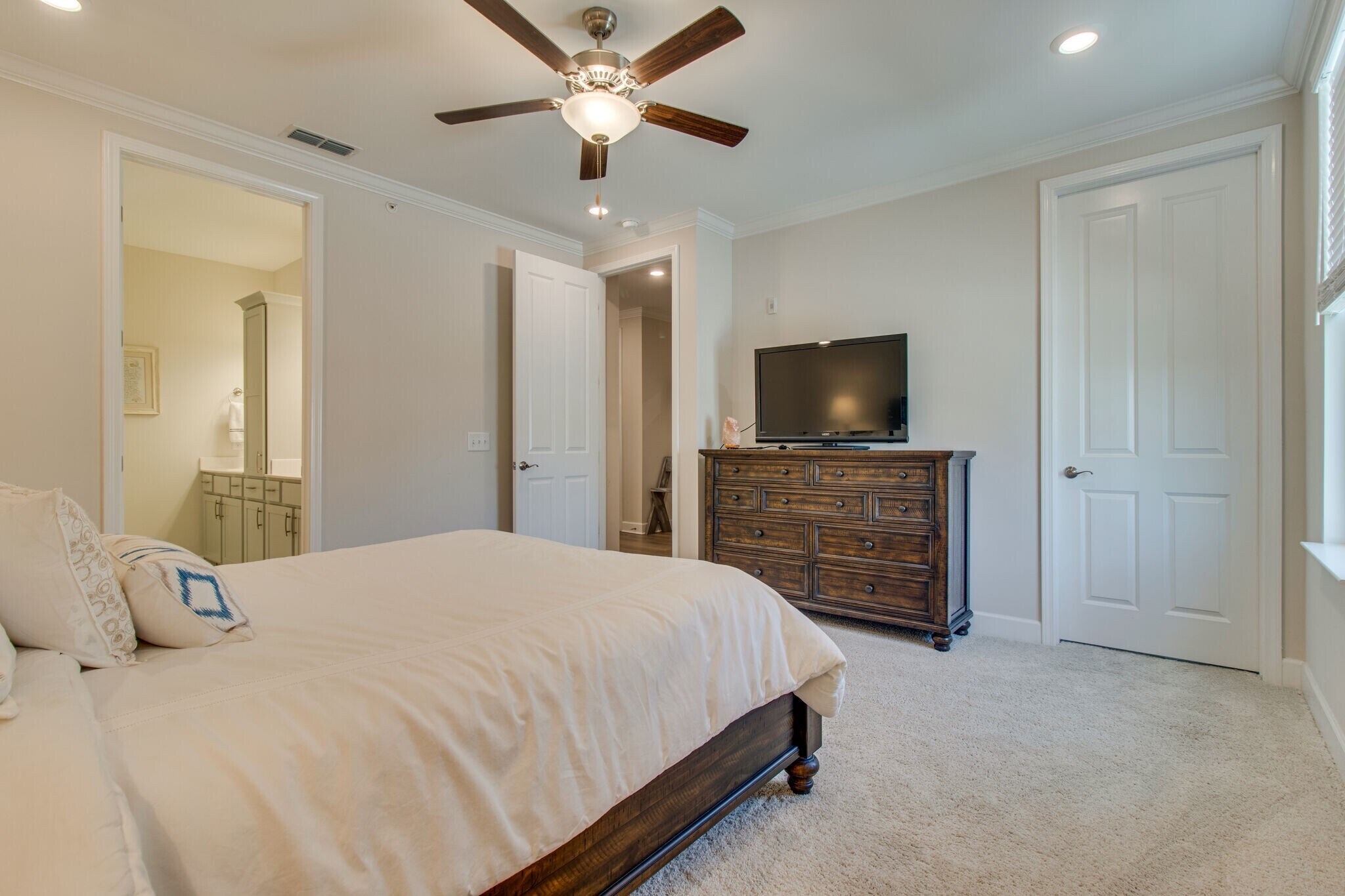 Building Photo - 1980 Carothers Rd