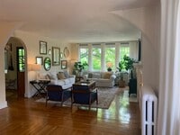 Building Photo - 5535 Wellesley Ave