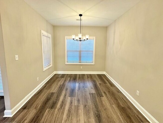 Building Photo - Beautiful 4 BR 2.5 bath new construction h...