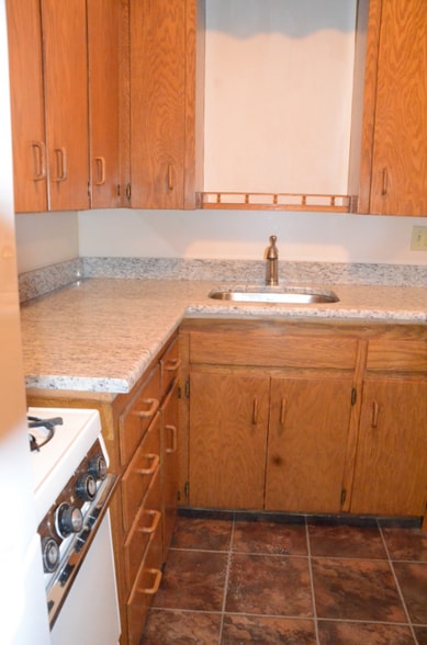 Building Photo - 34 Fountain St