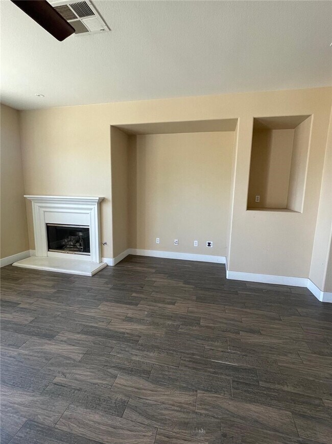 Building Photo - 32689 Cottonwood Rd