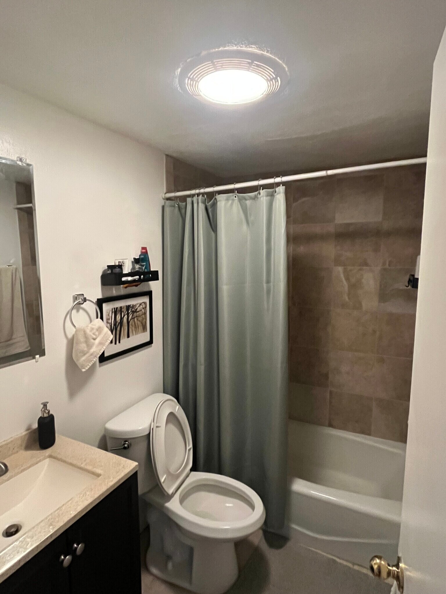 Building Photo - 10 Symphony Rd