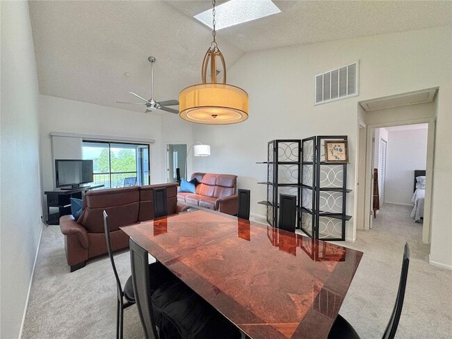 Building Photo - 715 Magnolia Pl