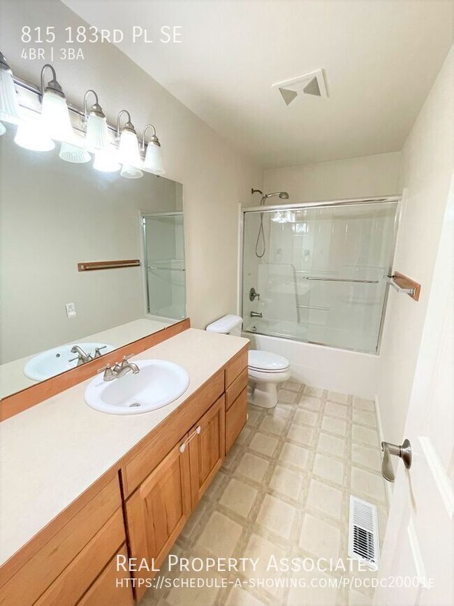 Building Photo - 815 183rd Pl SE