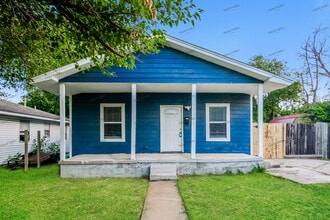 Building Photo - 1115 NW 97th St