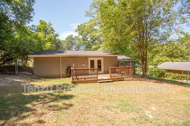 Building Photo - 3116 Culver Dr