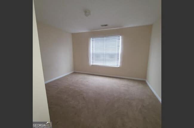 Building Photo - 2290 Nicole Dr