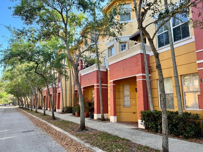 Building Photo - 3507 Shoma Dr