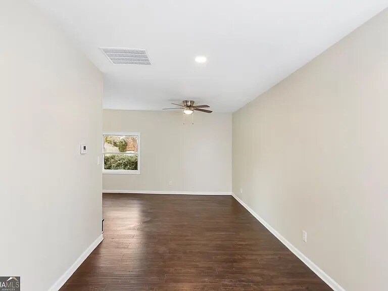 Building Photo - 2589 Fieldstone View Ln SE